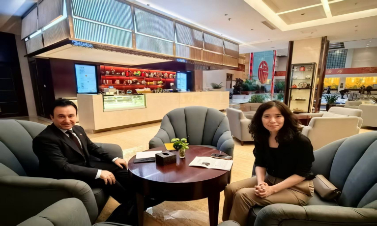 سەنتەری لێکۆڵینەوەی دەستپێشخەری شارستانیەتی جیهانی لەگەڵ بەرپرسێکی باڵای چین کۆبووەوە